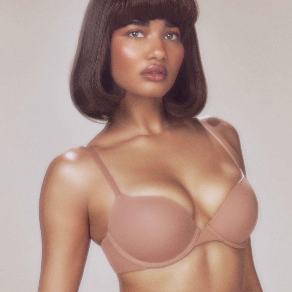 SKIMS Fits Everybody Push-Up Bra in Mica